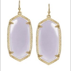 Kendra Scott Elle drop earrings in lilac